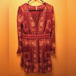 Free People floral dress. LG. Excellent condition.